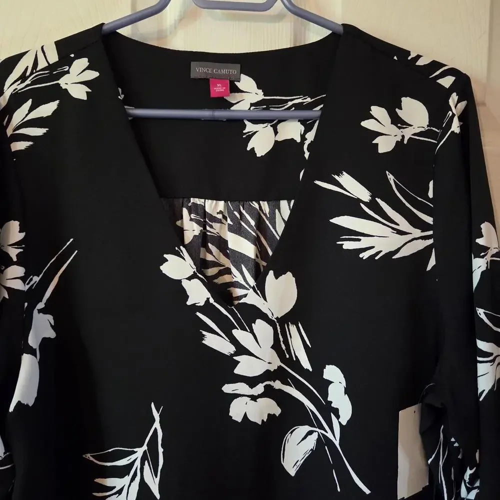 Vince Camuto Flutter Sleeve Floral Whisps V- Neck Tunic‎ XL - Picture 4 of 9